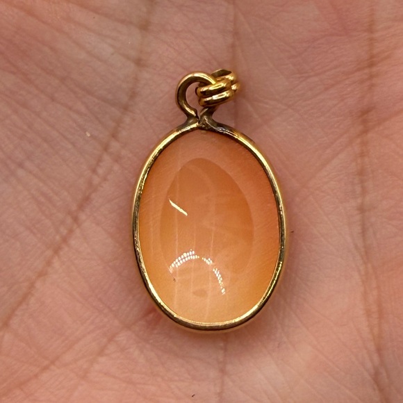 Vintage Virgin Mary Madonna Cameo Pendant Pink White Jewelry Mini - Picture 8 of 8